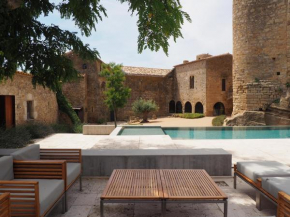  Deco - Casa Castell de Peratallada  Форальяк